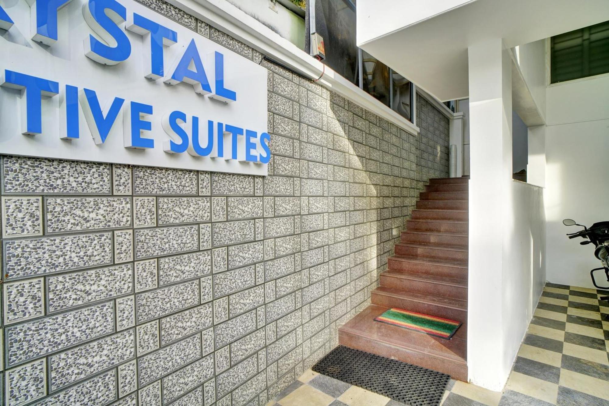 Hotel O Crystal Executive Suites Kochi Dış mekan fotoğraf