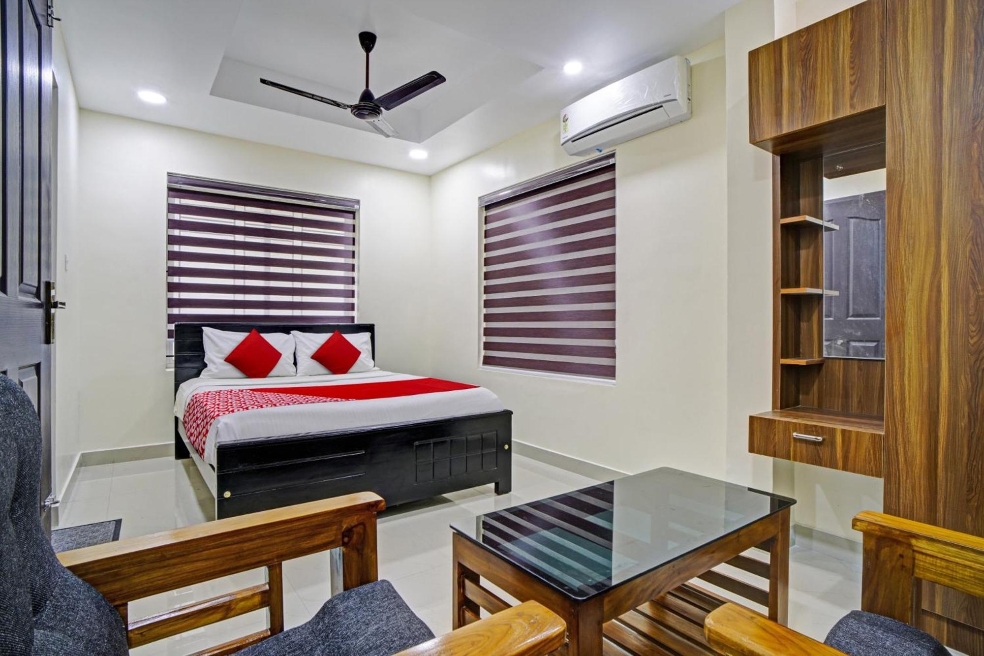 Hotel O Crystal Executive Suites Kochi Dış mekan fotoğraf