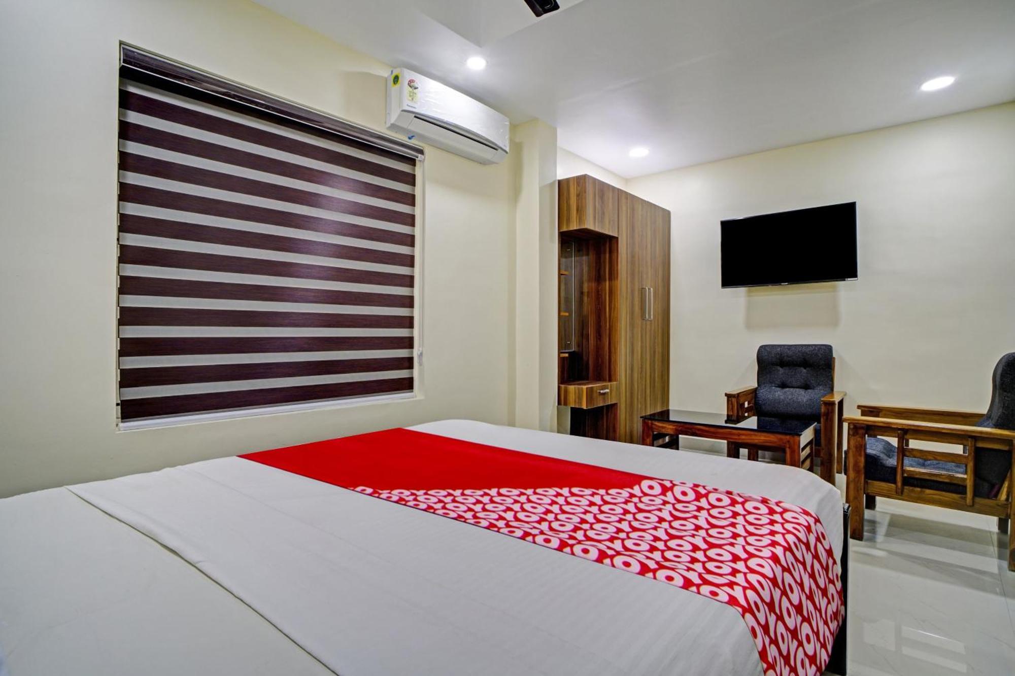 Hotel O Crystal Executive Suites Kochi Dış mekan fotoğraf